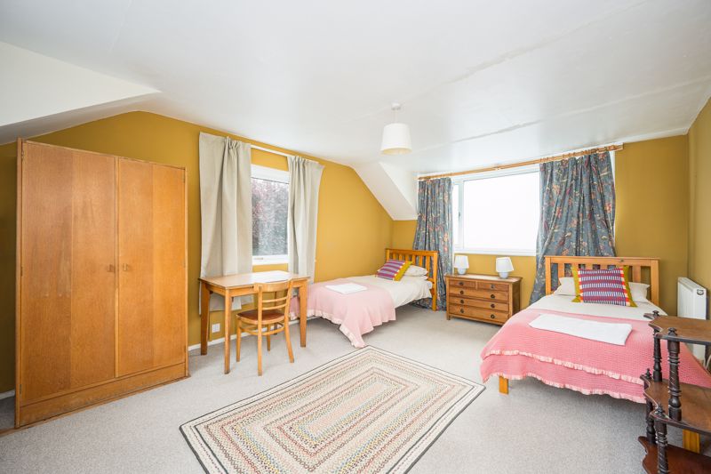 Bedroom- click for photo gallery